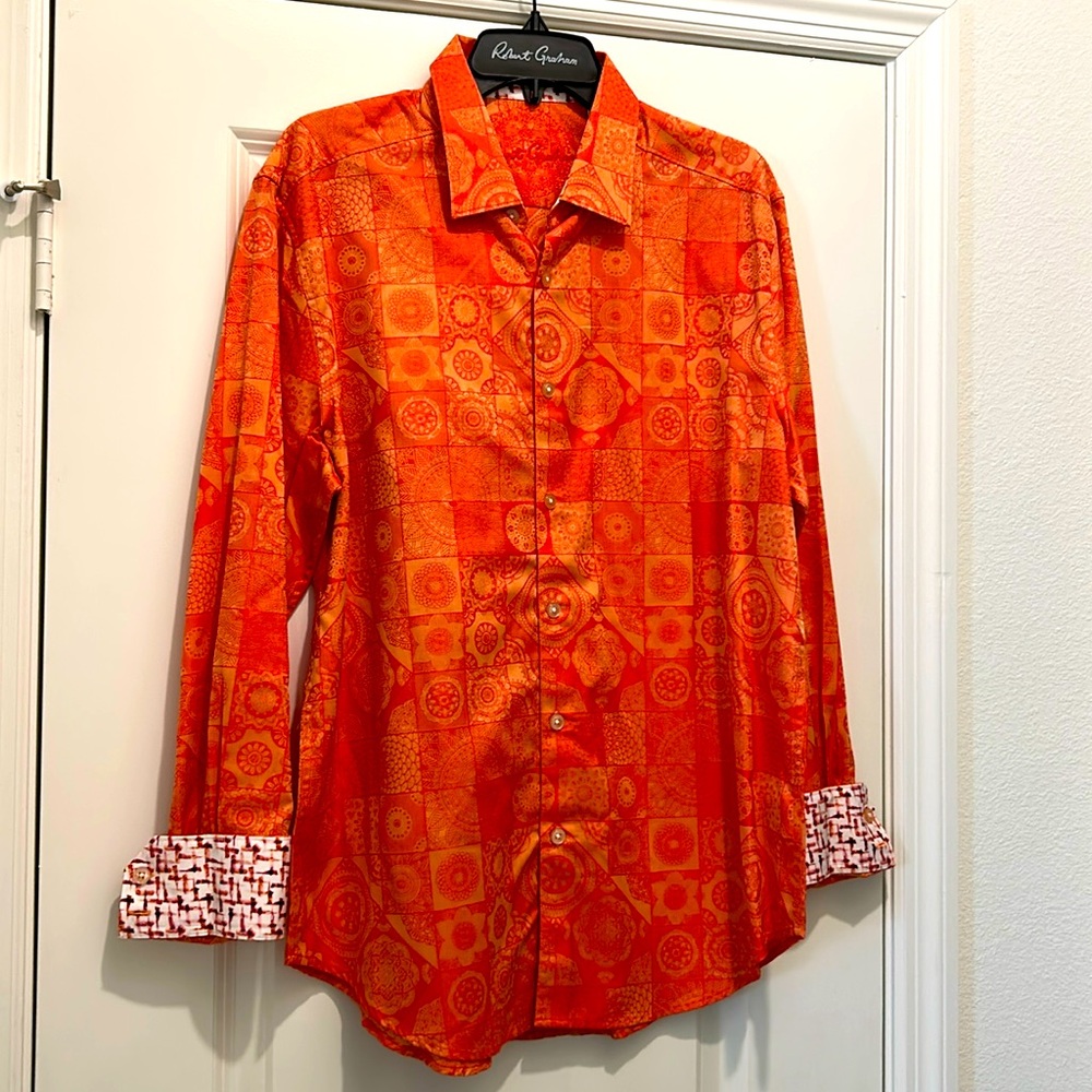 Robert Graham classic fit, long sleeve size large